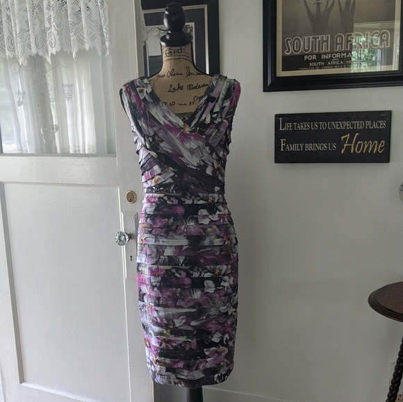 Adrianna papell gorgeous dress - Picture 5 of 6